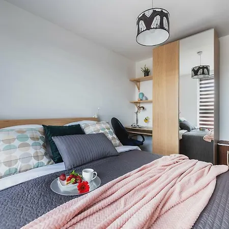 P&o Serviced Wawrzyszewska Apartment