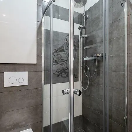 P&o Serviced Wawrzyszewska ワルシャワ